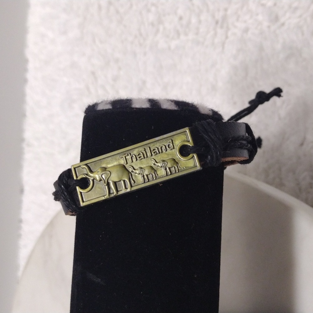 Bronze 3 Elephant with Thailand Black Leather Adjustable Bracelet BA-14 - Picture 6 of 9